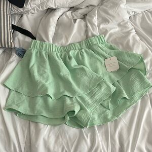 Altar’d state skirt brand new